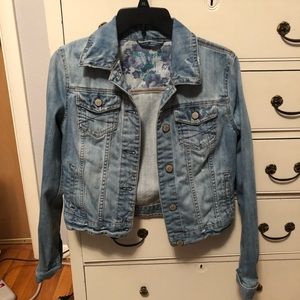 Women’s Jean Jacket